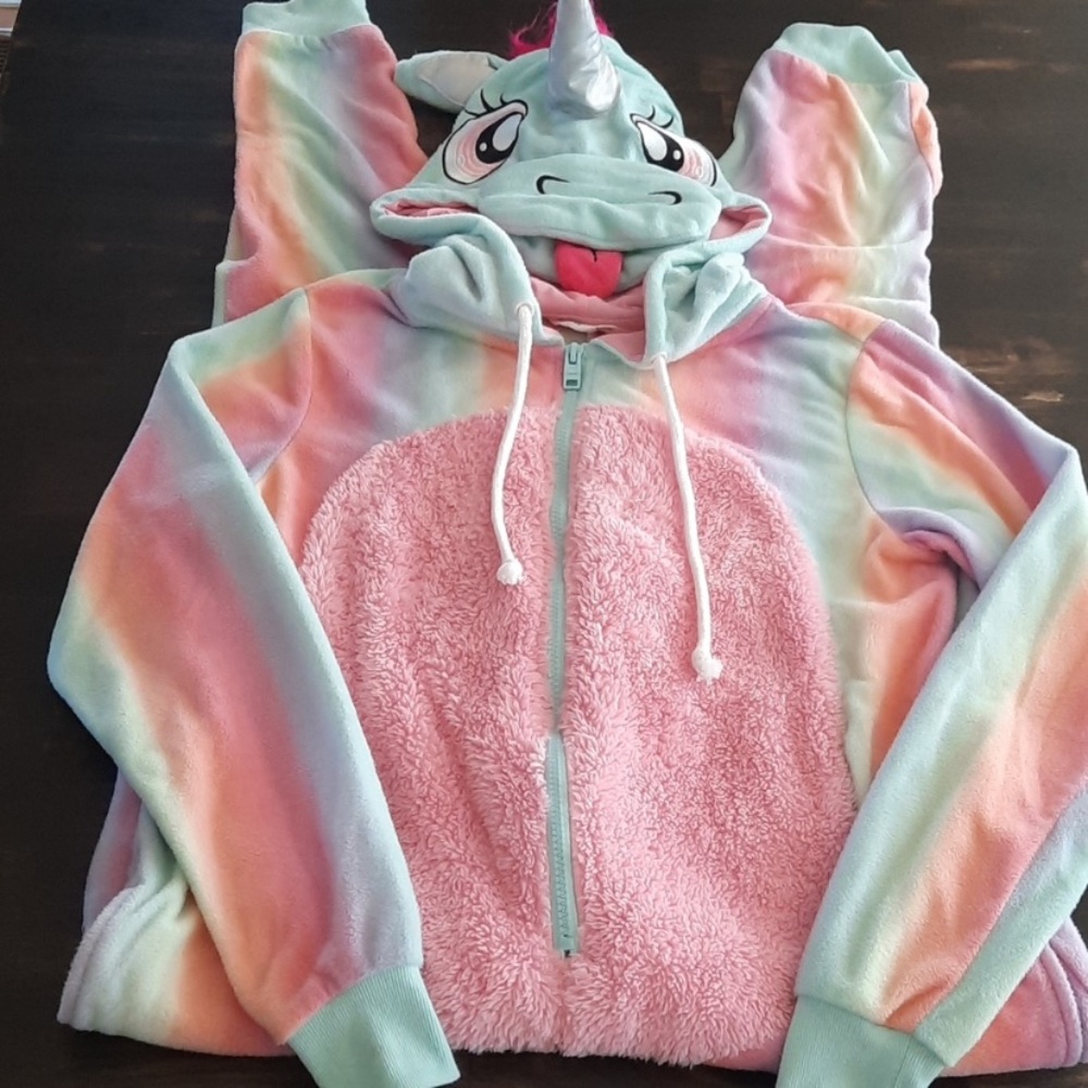 Unicorn onsie!!